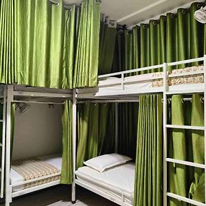 Bed 6-Bed Female Dormitory Room